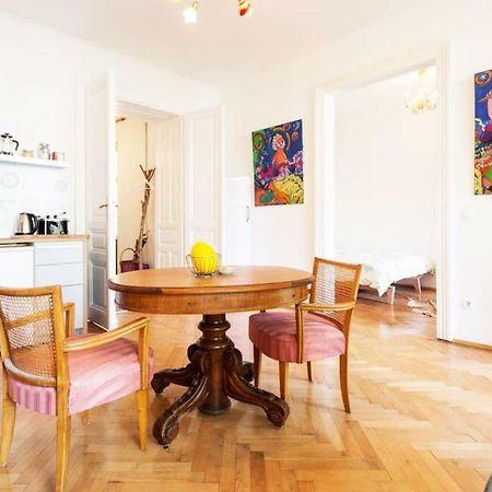 Das Schonbrunn Apartment! Viena Exterior foto